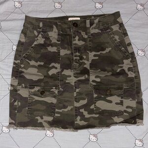 SO Camouflage Mini Skirt with Pockets